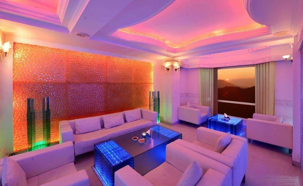Hotel Ashiana Regency Šimla Exteriér fotografie